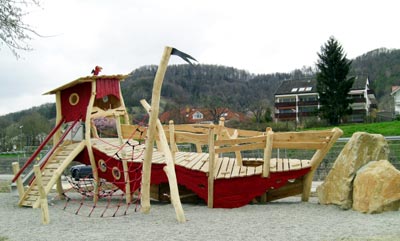 SPIELART : STRUCTURE DE JEUX BATEAU SIPP - sans pierre, ref L8a