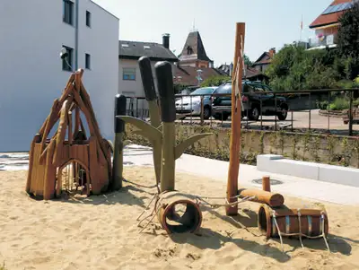 SPIELART : STRUCTURE DE JEUX ROSEAUX, ref C192