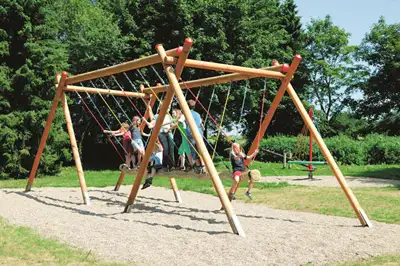 HUCK OCCITANIA : BALANÇOIRE CHENILLE GÉANTE MIDI - bois Douglas, ref 4585-60