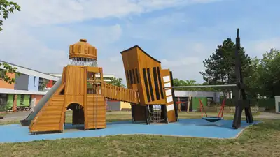 SPIELART : STRUCTURE DE JEUX DÉCOR URBAIN, ref A250