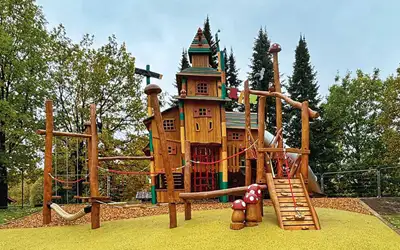 SPIELART : STRUCTURE DE JEUX LA TOUR DES CONTES, ref A302