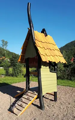 SPIELART : MINI CABANE DES SORCIÈRES, ref C208