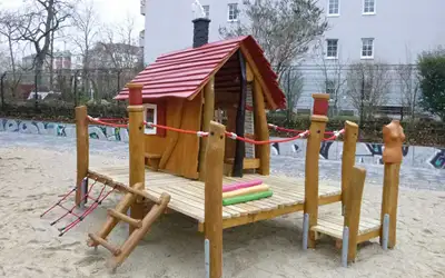 SPIELART : CABANE DE JEUX DU COUTURIER, ref C231