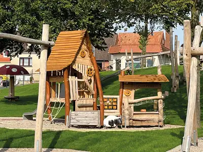SPIELART : STRUCTURE DE JEUX BERGERIE, ref C239