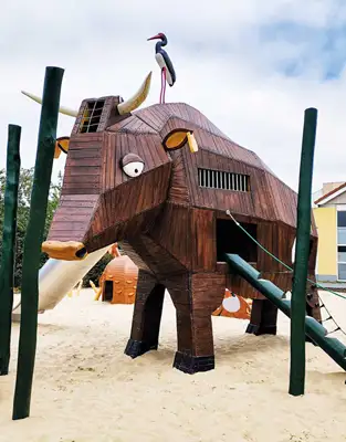SPIELART : STRUCTURE DE JEUX TAUREAU, ref N164