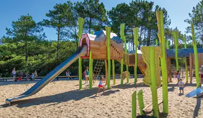 SPIELART : STRUCTURE DE JEUX LA LAMPROIE, ref N197
