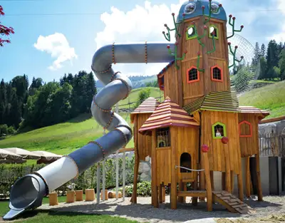 SPIELART : STRUCTURE DE JEUX CHÂTEAU D