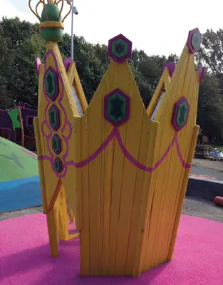 SPIELART : SCULPTURE COURONNE, ref T112