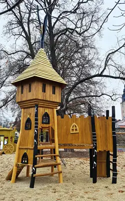 SPIELART : STRUCTURE DE JEUX CHÂTEAU, ref T92
