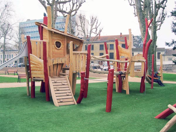 STRUCTURE DE JEUX ROANNE SPIELART