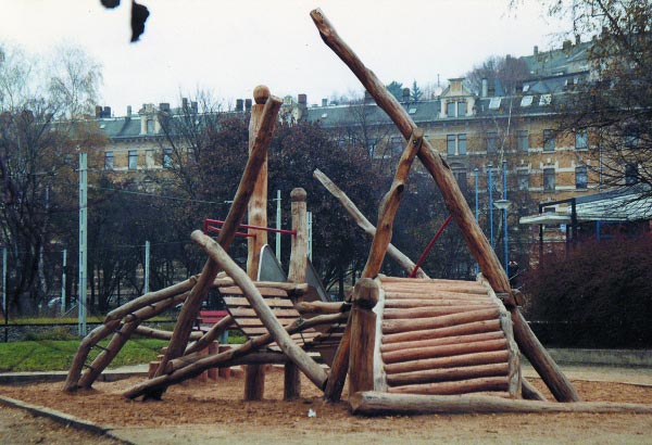 STRUCTURE DE JEUX PLAUEN SPIELART