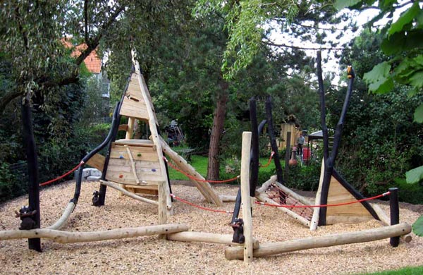 STRUCTURE DE JEUX MAISON DU CASTOR SPIELART