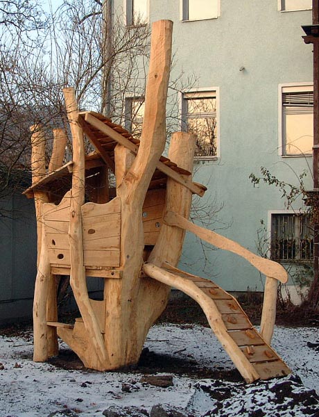 STRUCTURE DE JEUX MAISON DANS LES ARBRES SPIELART