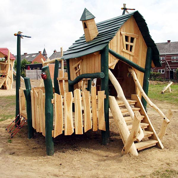 STRUCTURE DE JEUX MAISON DES GRAMINÉES SPIELART