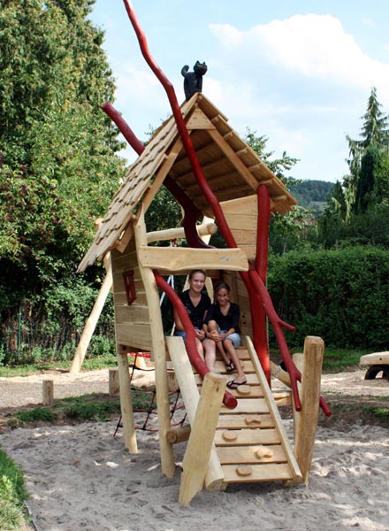 STRUCTURE DE JEUX MAISON DES SORCIÈRES SPIELART