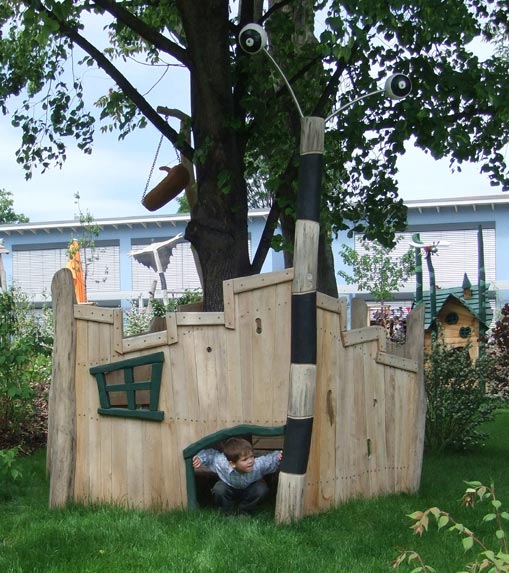 CABANE DE JEUX DU GNOME SPIELART