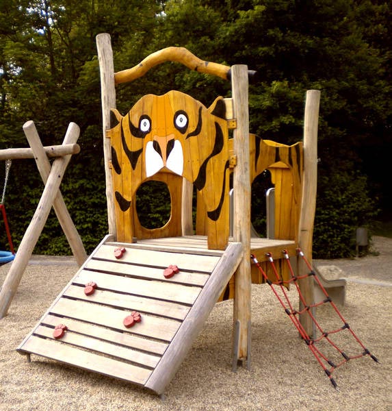 STRUCTURE DE JEUX TIGRE SPIELART