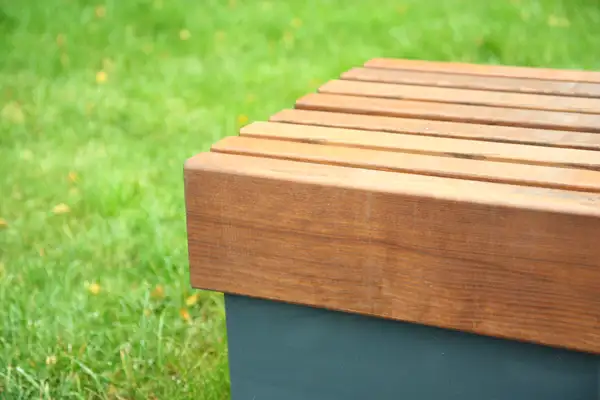 ASSISE NIPPON CUBE - bois tropical EXTERY