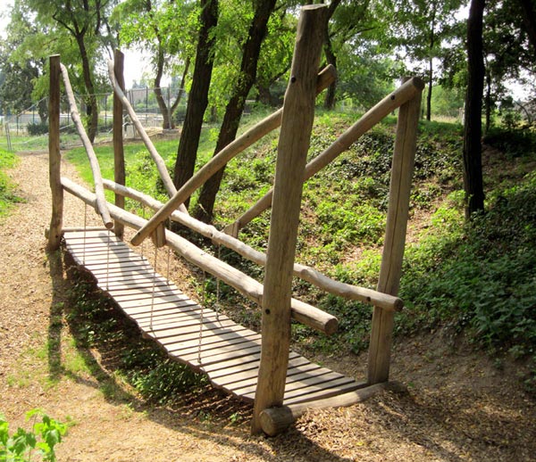 PONT SUSPENDU SPIELART