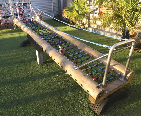 BASCULE EN FILET - cadre bois HUCK OCCITANIA