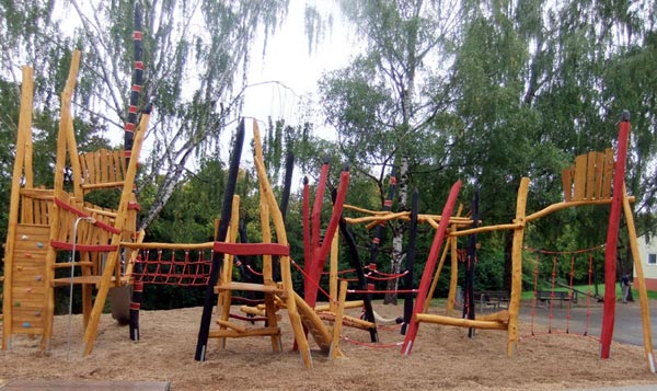 STRUCTURE DE JEUX RAUNERSCHULE SPIELART