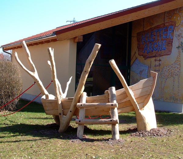 STRUCTURE DE JEUX ARCHE SUR UN ARBRE SPIELART