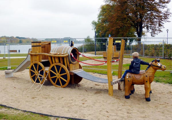 STRUCTURE DE JEUX CARRIOLE SPIELART