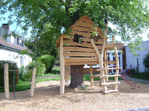 MAISON DANS LES ARBRES OBERSULM SPIELART