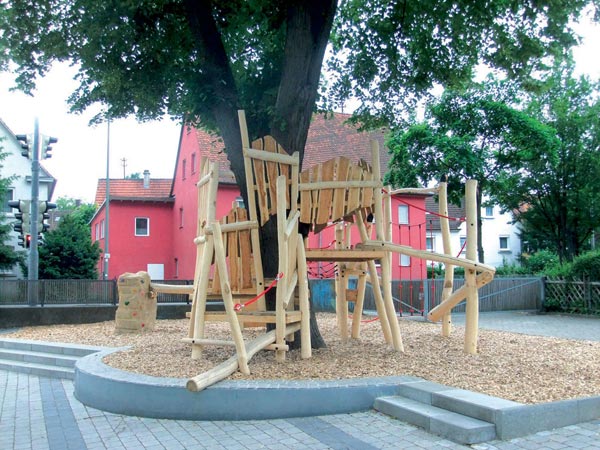 PARCOURS DANS LES ARBRES SUßEN SPIELART