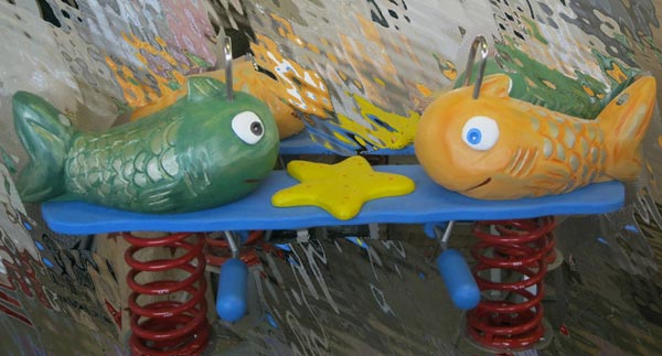 JEU SUR RESSORT DUO DE POISSONS SPIELART