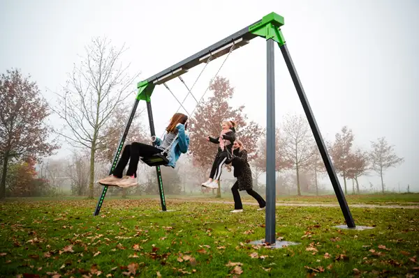 BALANÇOIRE KINETIC - coloris standard PLAYNETIC