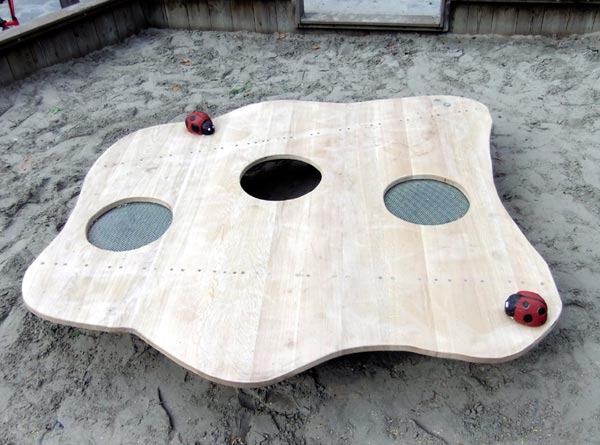 TABLE DE JEUX DE SABLE SPIELART