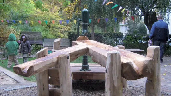 RIGOLE EN Y SPIELART