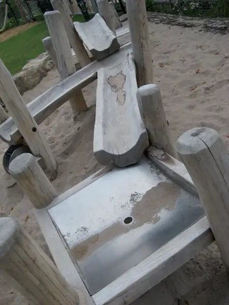 BAC À EAU ET SABLE SPIELART