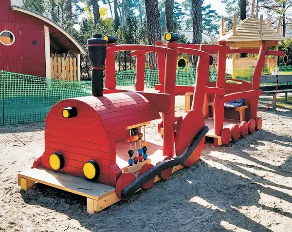 STRUCTURE DE JEUX PETITE LOCOMOTIVE SPIELART