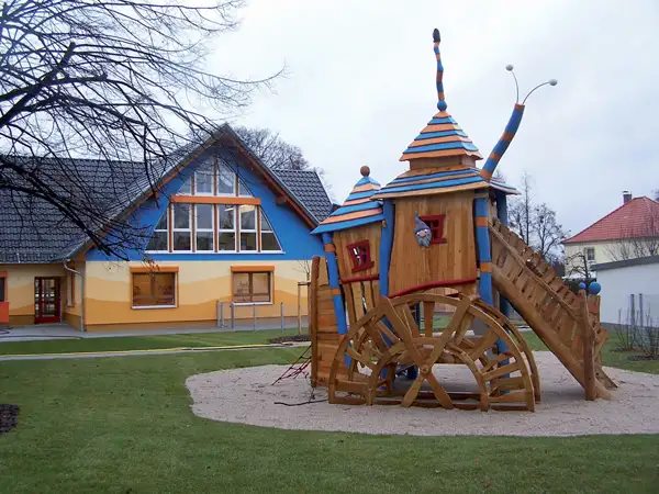 STRUCTURE DE JEUX CHÂTEAU DU LUTIN SPIELART
