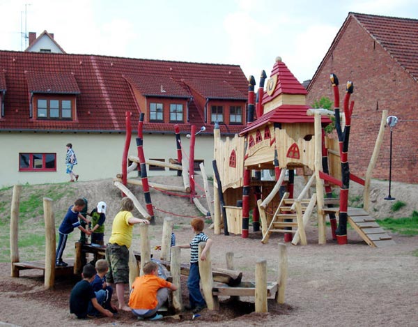 STRUCTURE DE JEUX CHÂTEAU DE RABENBURG SPIELART