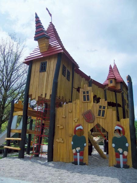 STRUCTURE DE JEUX CHÂTEAU NEUNBURG SPIELART