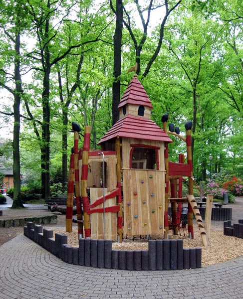 STRUCTURE DE JEUX CHÂTEAU DES AIGLES SPIELART