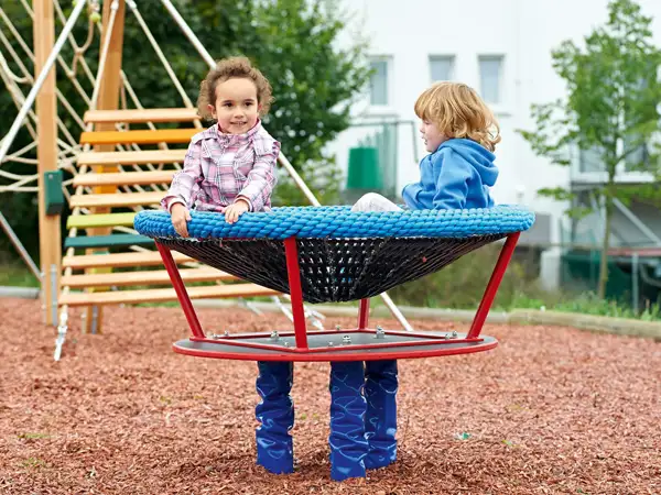 NID D’OISEAU SUR RESSORTS HUCK OCCITANIA