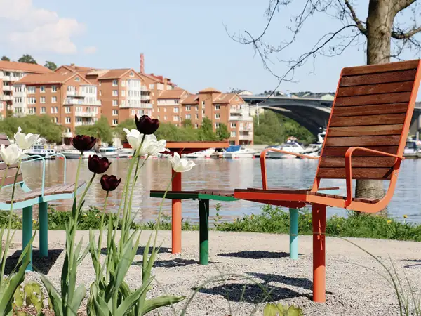 PARCO-DREHSESSEL MIT ARMLEHNEN – Eiche, geölt – zum Einbau NOLA