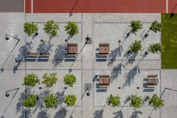 RECHTECKIGER TISCH VON PARCO – Eiche, geölt – zum Einbetonieren NOLA