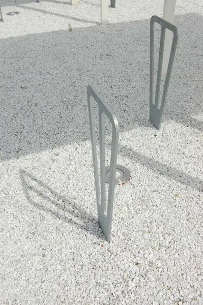 DUO-FAHRRADSTÄNDER – verzinkter Stahl mit Pulverbeschichtung – zum Einbetonieren NOLA