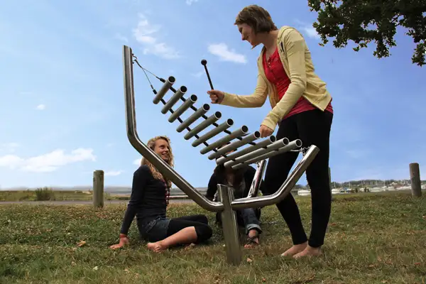 HARMONIE – zum Einmauern PERCUSSION PLAY