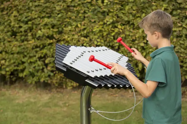 SANSA-RIMBA-XYLOPHON – zum Einbetonieren PERCUSSION PLAY