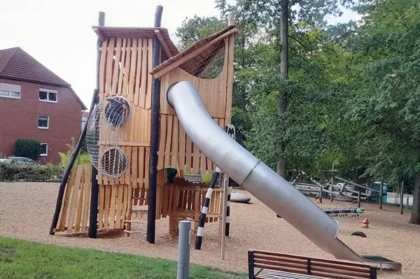 TOUR DE JEUX SPIELART