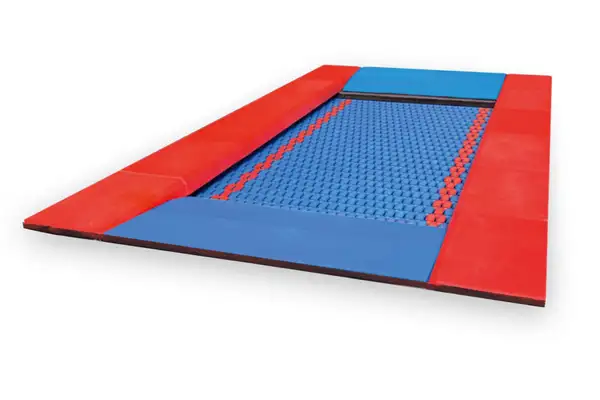 TRAMPOLINE RECTANGULAIRE JUMP R - EPDM rouge signal STILUM