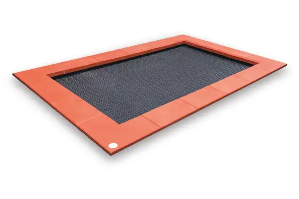 TRAMPOLINE RECTANGULAIRE JUMP XL - EPDM rouge signal STILUM