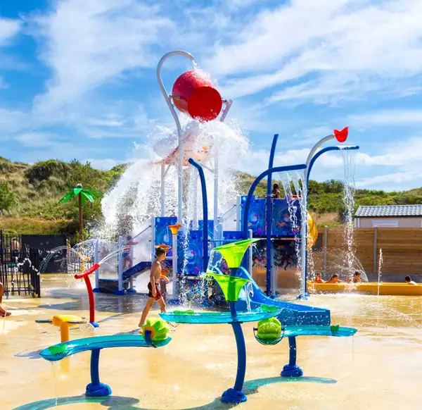 STRUCTURE ELEVATION - jeux aquatiques et toboggan en spirale VORTEX